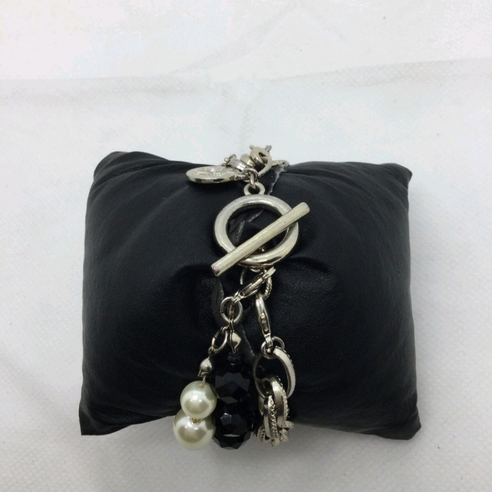 White House Black Market Triple Strand Toggle Bracelet 7.5" EUC - Picture 2 of 3